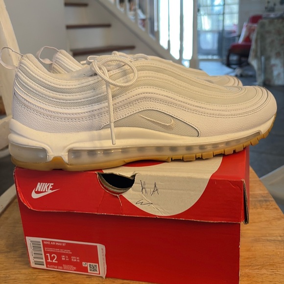 Nike Other - Nike Air Max gum bottom white size 12